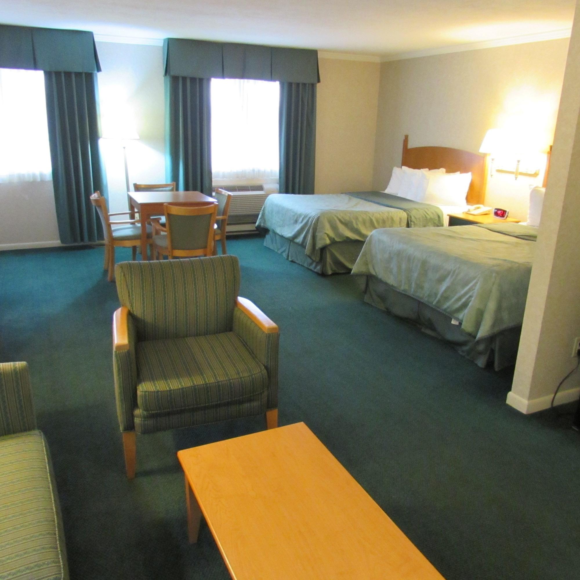 Magnuson Grand Pioneer Inn And Suites Escanaba Eksteriør billede