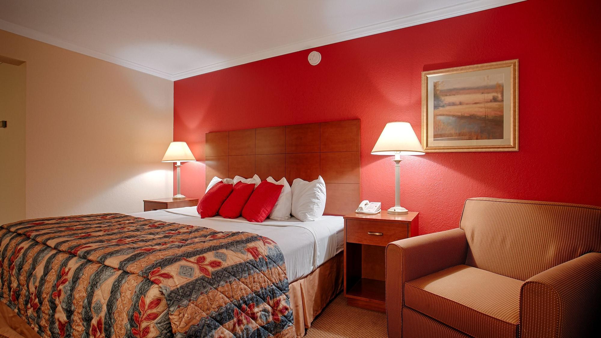 Magnuson Grand Pioneer Inn And Suites Escanaba Eksteriør billede