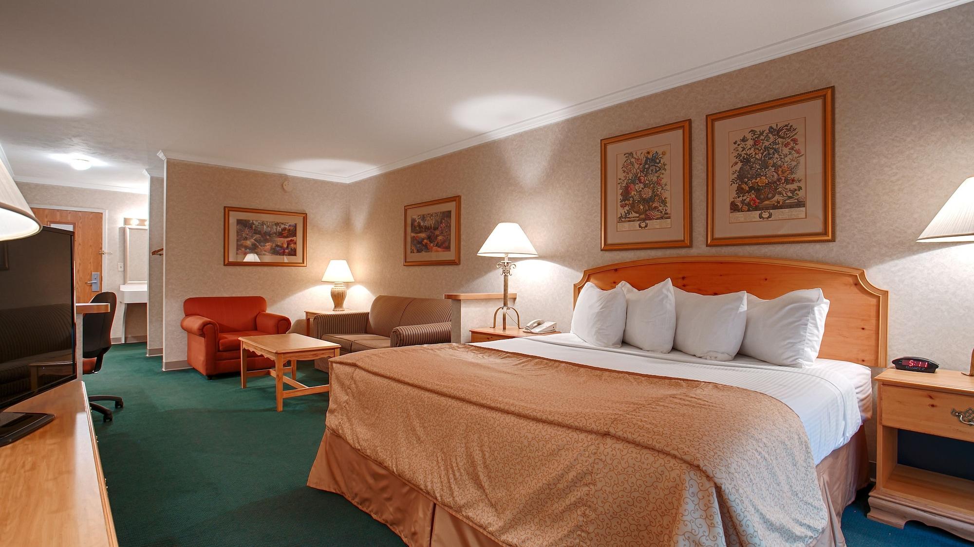 Magnuson Grand Pioneer Inn And Suites Escanaba Eksteriør billede