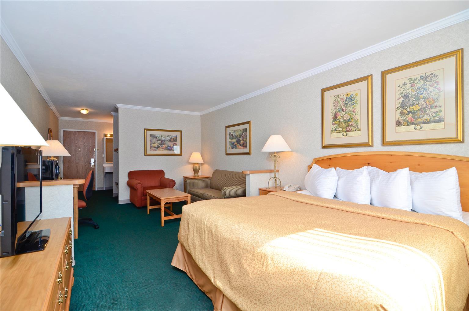 Magnuson Grand Pioneer Inn And Suites Escanaba Eksteriør billede
