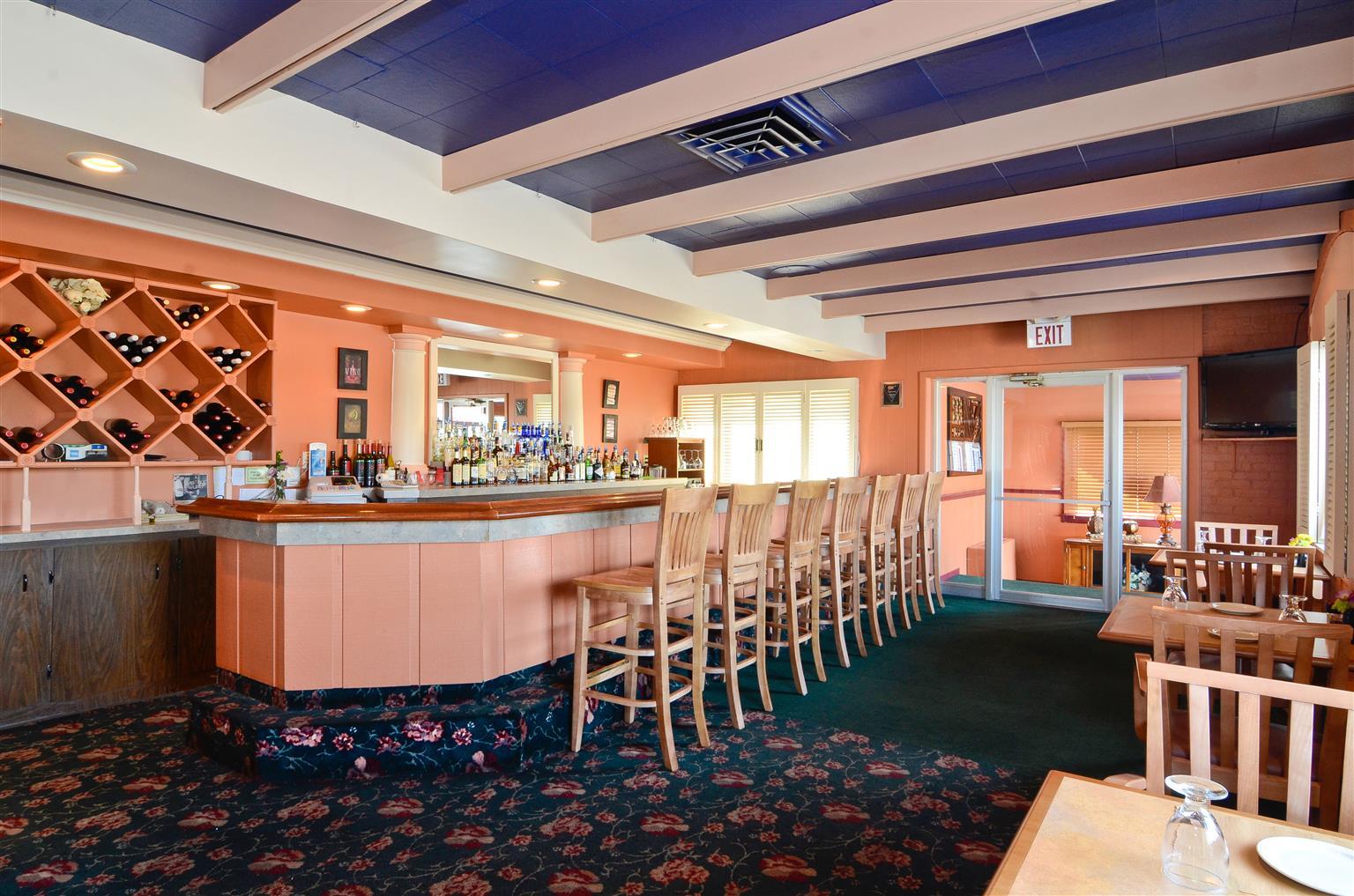 Magnuson Grand Pioneer Inn And Suites Escanaba Restaurant billede